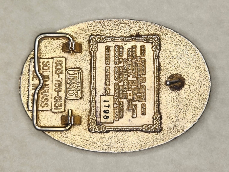 [Buckle Pic Missing] (Click here)